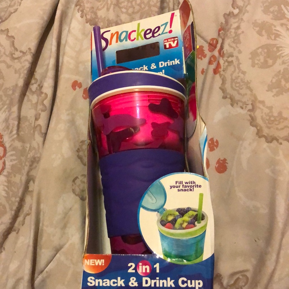 Snackeez 2 n 1